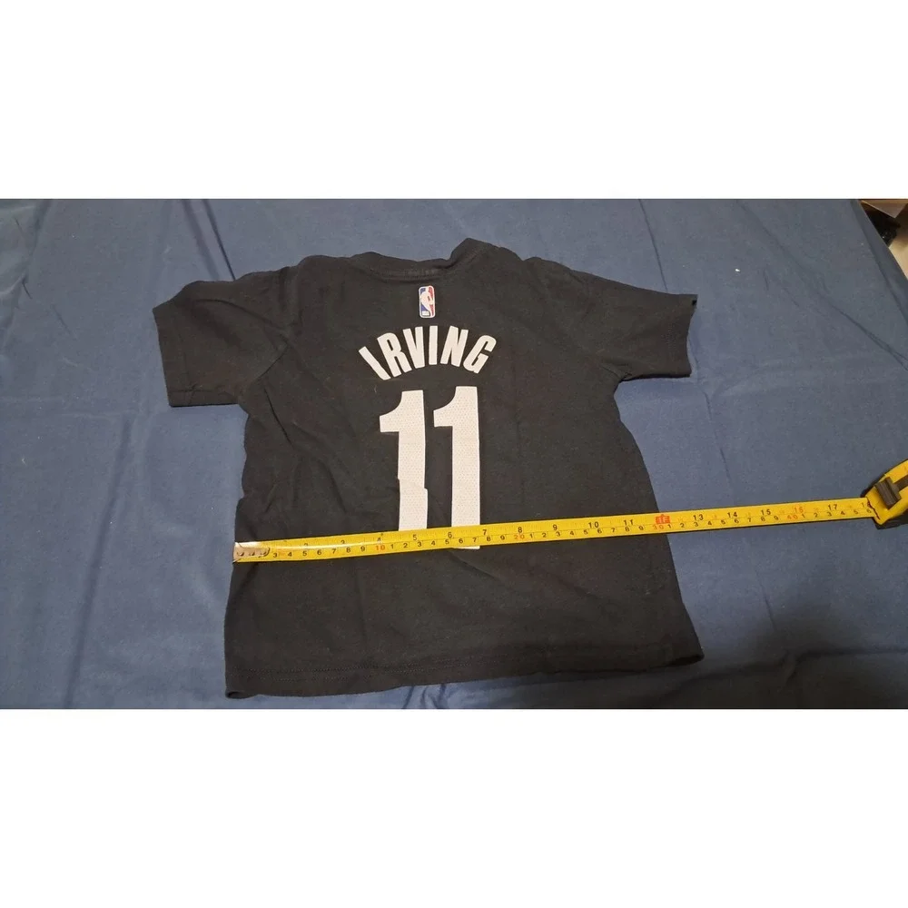 Nike Brooklyn Nets Irving T-Shirt Boys 4T Black NBA Basketball Graphic Tee